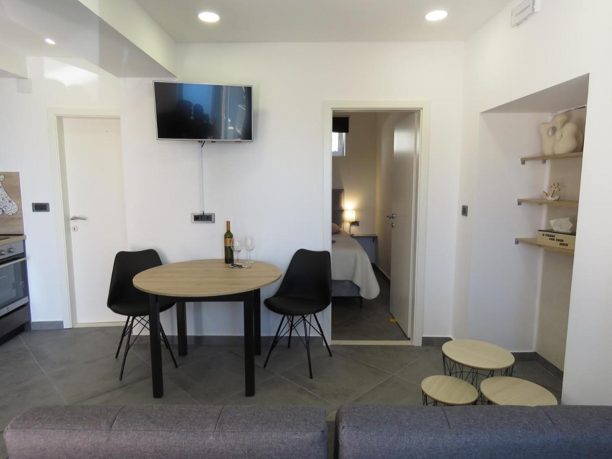 Nevera Apartment มลินี ภายนอก รูปภาพ