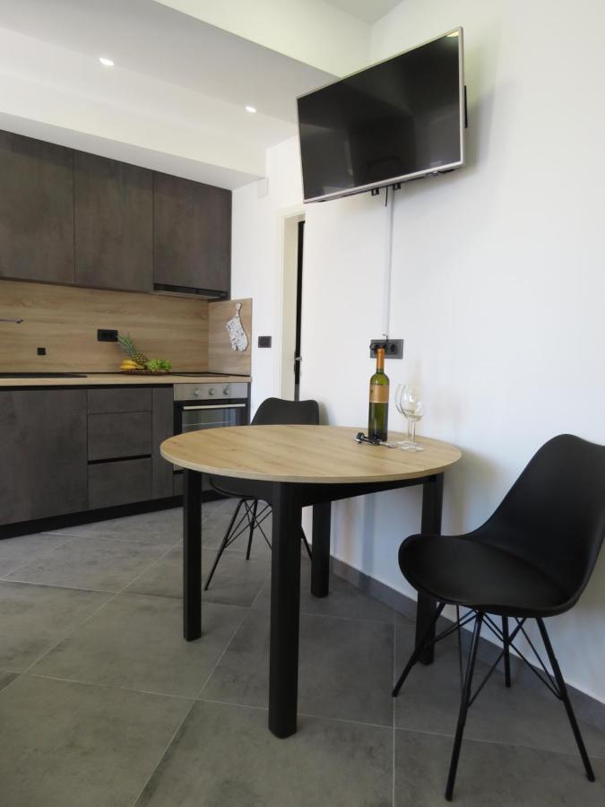 Nevera Apartment มลินี ภายนอก รูปภาพ